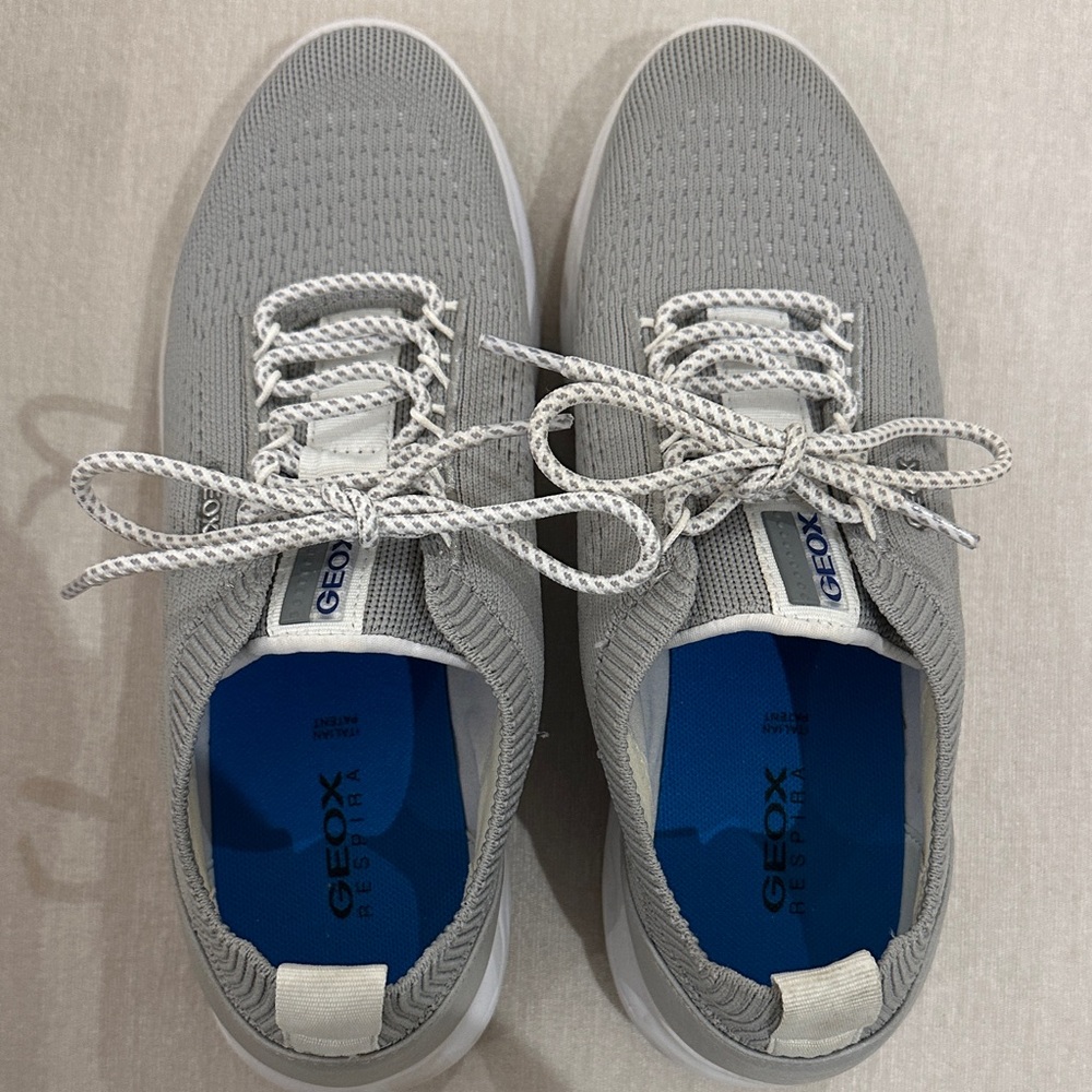 Geox Women's Gray Athletic Shoes